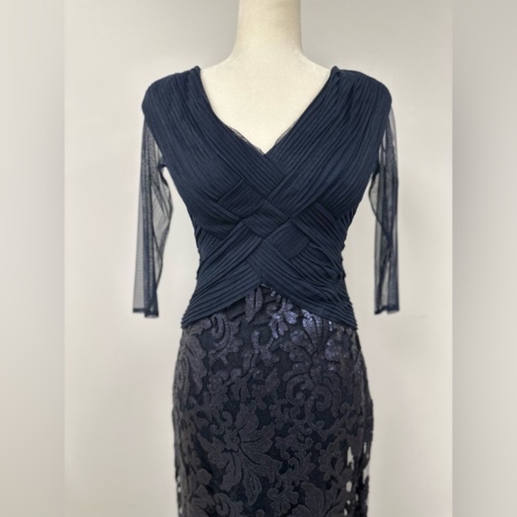 Tadashi Shoji formal navy gown, size 4 petite. NWOT. - Picture 1 of 14